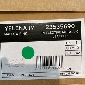 Brand New Yelena Dr.Martens!